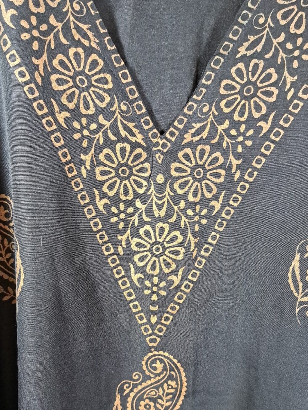 Step n' Style Black Kaftan with Gold Paisley Print - Picture 3 of 9